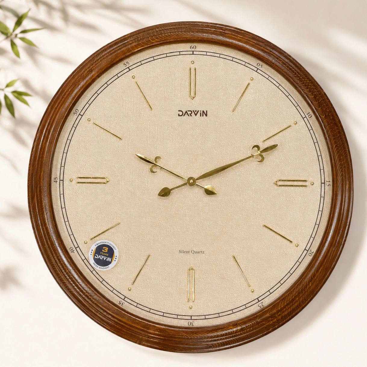 ساعت دیواری داروین کد 7309B بدنه چوب طبیعی گارانتی ۳ ساله شرکتی