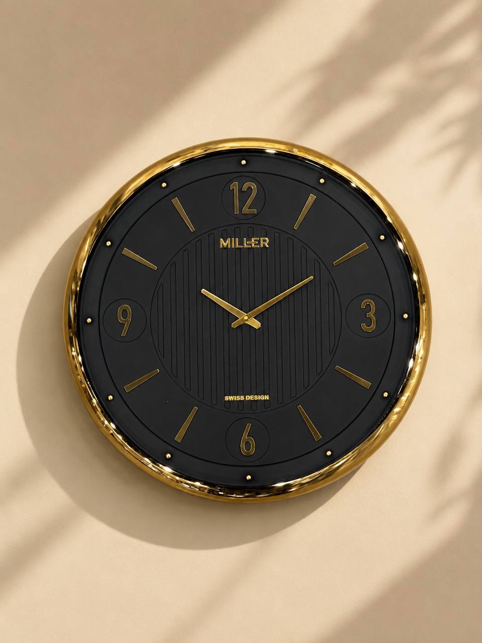 ساعت دیواری برند میلر Miller 604  قطر ۶۰ با قاب فلز ابکاری و صفحه وکیوم و پنج سال ضمانت شرکتی